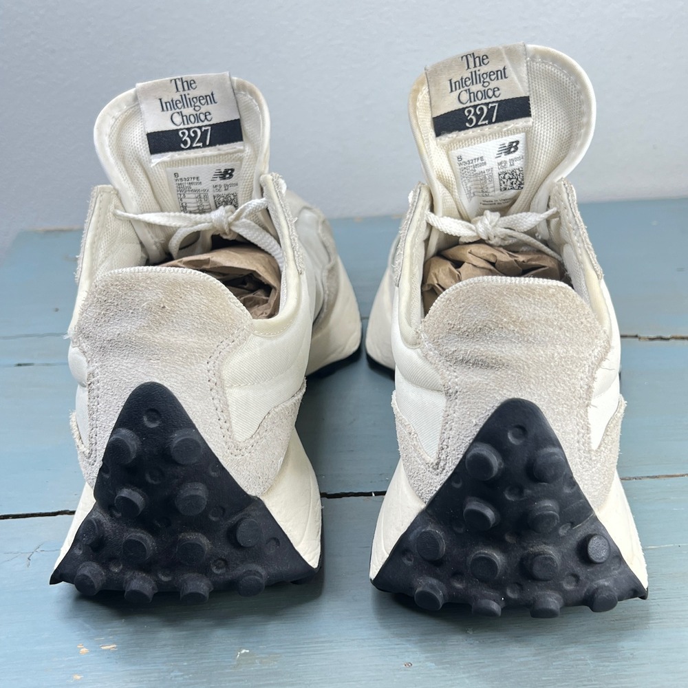New Balance 327 Sea Salt Black Suede Nylon Sneakers WS327FE Womens 7.5 - Picture 10 of 10